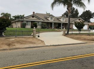 15762 Ridgeway Ave, Riverside, CA 92508