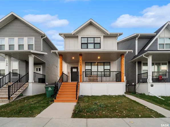 148 Rosewood Boulevard E, Saskatoon, SK S7V 0Y9