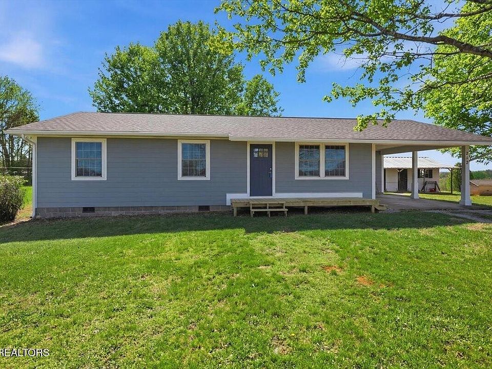 1st image of 213 Lou Goddard Ln