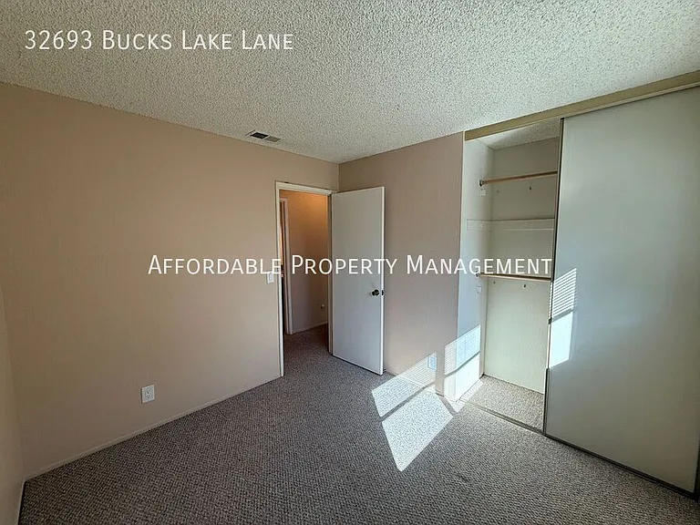 32693 Bucks Lake Ln — Photo 15