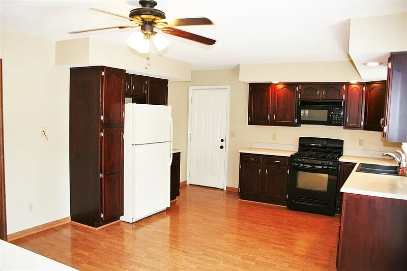 Thumbnail 17