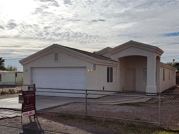 3rd image of 582 Malibu Cir S