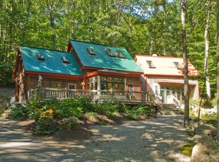 525 Molyneaux Rd, Camden, ME 04843