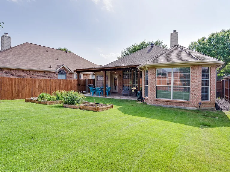 2409 Mallard Dr — Photo 44