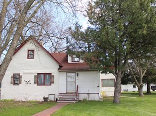 424 Cayuga St, Joliet, IL 60432