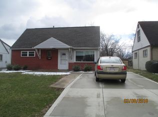 3327 Eakin Rd, Columbus, OH 43204