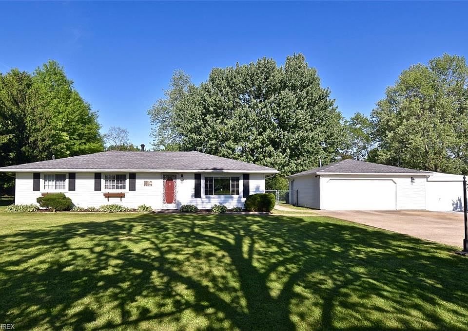 1st image of 9466 Seymour Dr