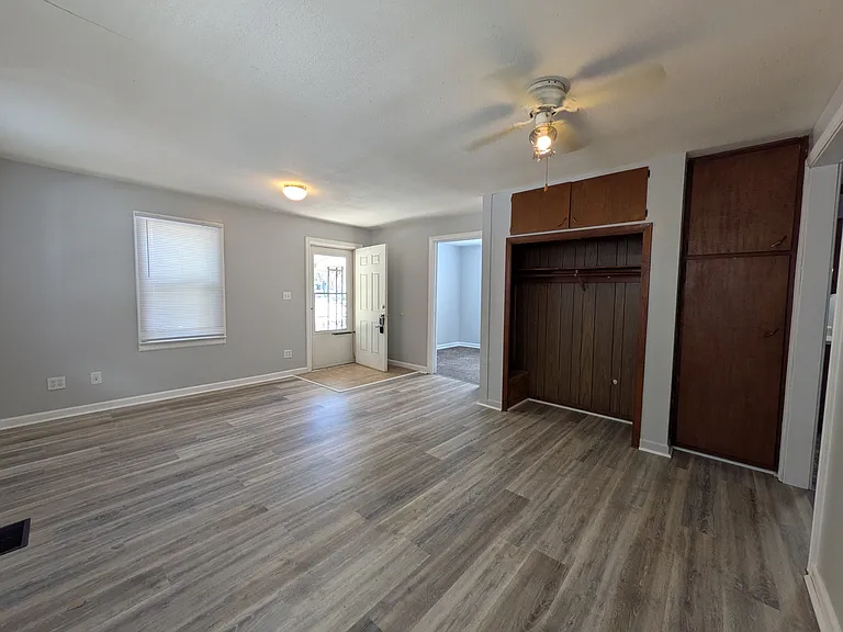 1107 NW Van Buren St — Photo 4