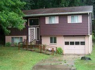 11 Gatewater Rd, Cross Lanes, WV 25313