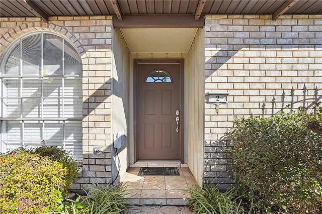 2 Schill Ave — Photo 3