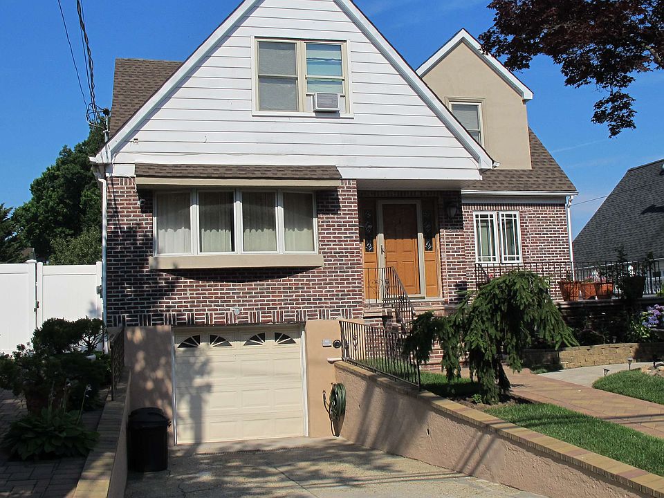 1st image of 210 Westcott Blvd