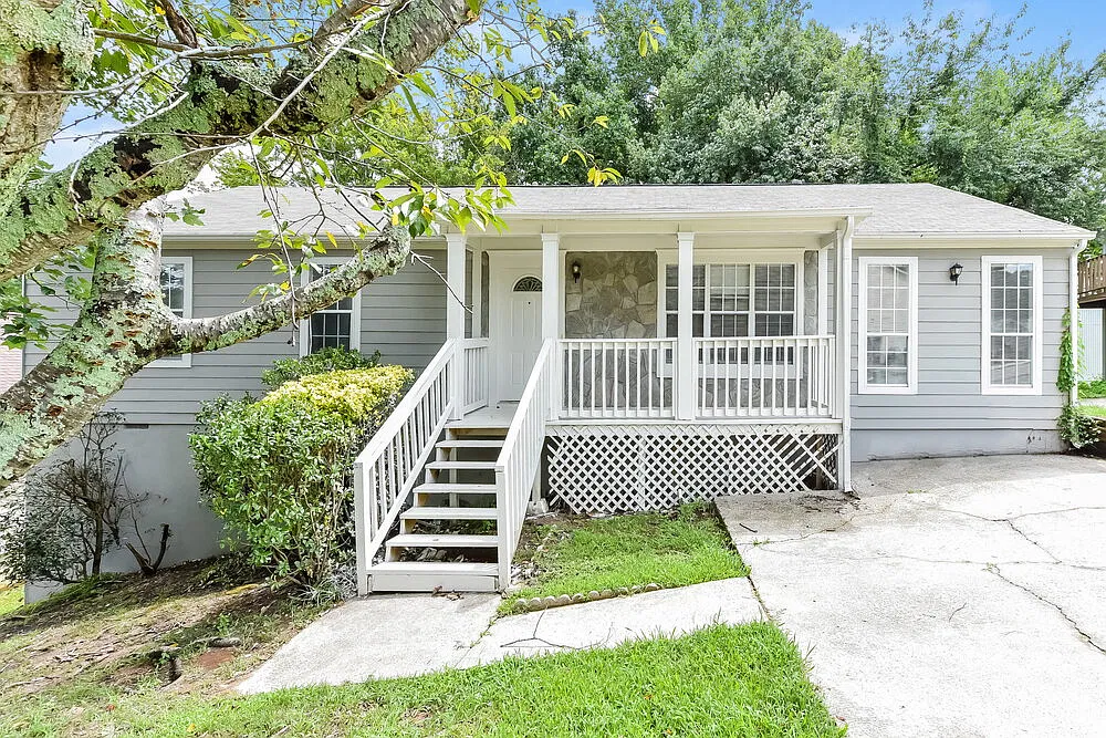 3 bed, 2.0 bath, 1540 sqft, $2,380 — Photo 1