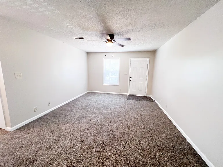 2862 Cobalt Dr #G — Photo 6