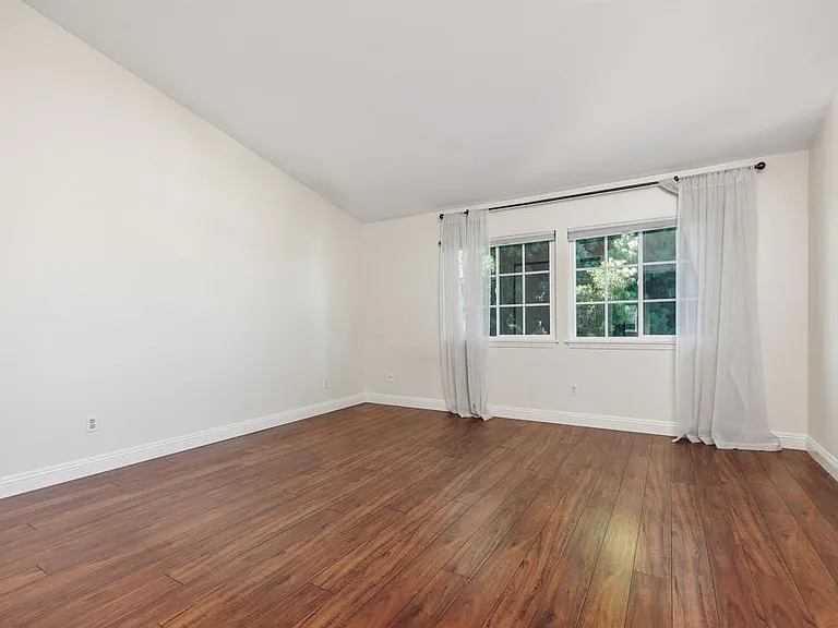 1816 Willowspring Dr — Photo 21