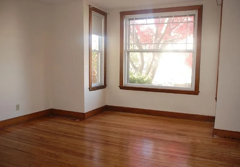343 Crescent St #1 — Photo 3