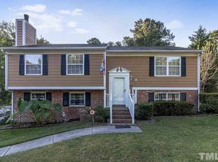 2 Burgess Ln, Durham, NC 27707
