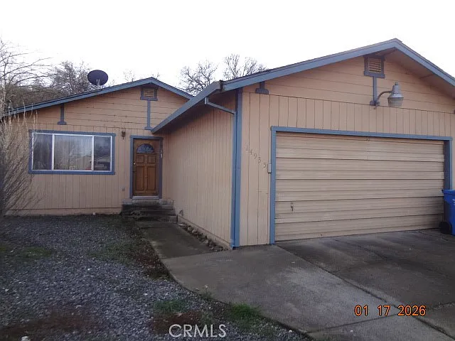 14935 Highlands Way photo 1