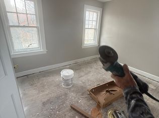 10428 Park Heights Rd, Cleveland, OH 44104