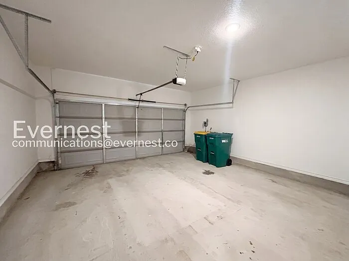 853 Freedom Cir — Photo 15