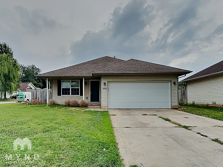 730 N Elder Ave — Photo 1