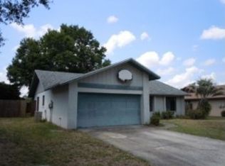 1403 Redbud Cir, Plant City, FL 33563