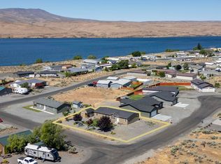 411 Summer Pl SW, Mattawa, WA 99349