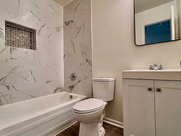 9832 Oakdale Woods Ct — Photo 17