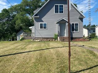 111 E 6th St, Randall, MN 56475