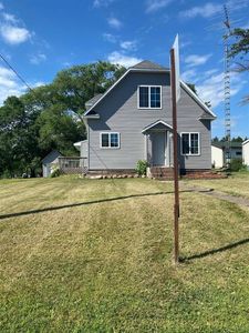111 E 6th St, Randall, MN, 56475