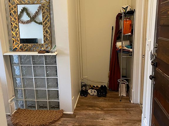3rd image of 715 University Ave SE #204