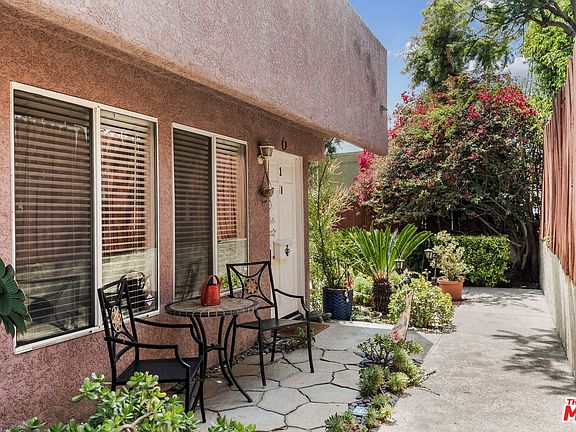 2nd image of 10249 Tujunga Canyon Blvd Unit 1