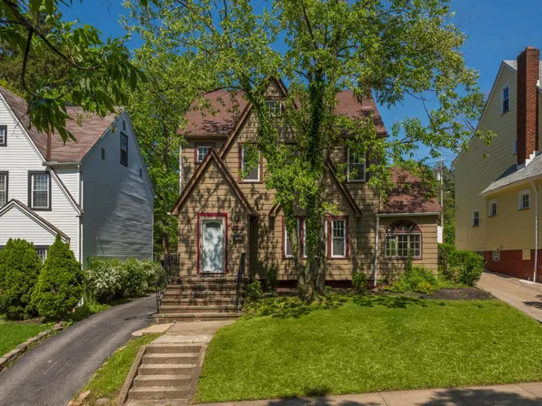 1641 Ivydale Rd, Cleveland Heights, OH 44118