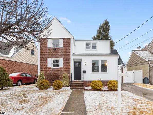 27 Margaret Ct, Fair Lawn Boro, NJ 07410