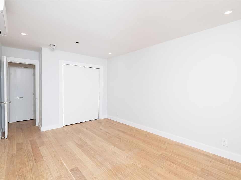 landlord_unit_photo_67562782_4