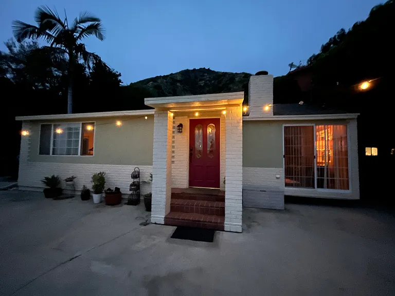 729 Orange Dr — Photo 31