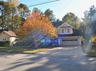 2060 Huntcliff Dr, Lawrenceville, GA