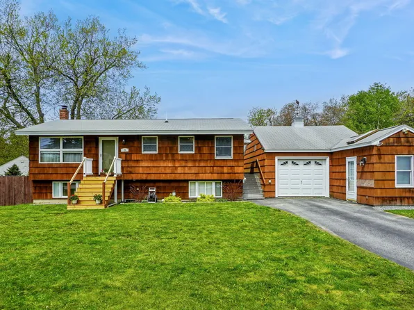 15 George Street, South Portland, ME 04106