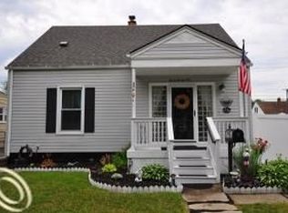 721 W Coy Ave, Hazel Park, MI 48030
