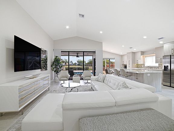 4th image of 10861 White Aspen Lane