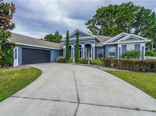 12114 Eagle Point Ct, Leesburg, FL 34788