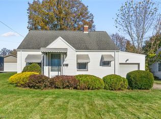 57 Helena Dr, Struthers, OH 44471