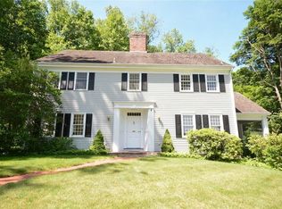 8 Fieldvue Ln, Pittsburgh, PA 15215