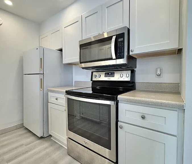 150 Santa Clara Dr #5 — Photo 11