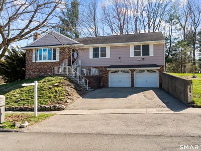 450 Emerald Place, Stratford, CT, 06614