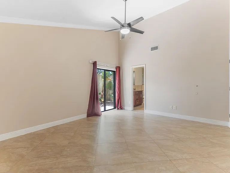 13721 Lazy Oak Dr — Photo 14