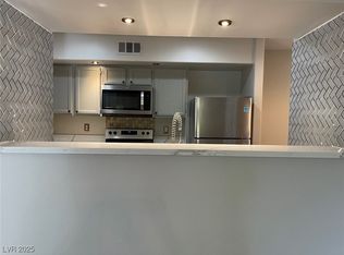 7255 W Sunset Rd APT 2133, Spring Valley, NV 89113