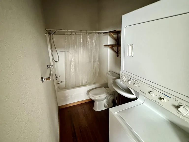 216 S Main St #1 — Photo 4