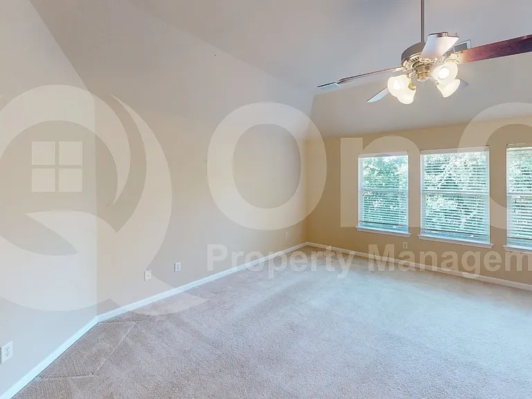 5836 Windy Meadow Ln — Photo 13