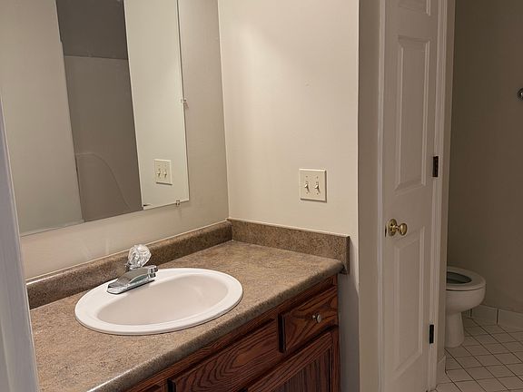 2nd image of 413 Oak Forge Dr