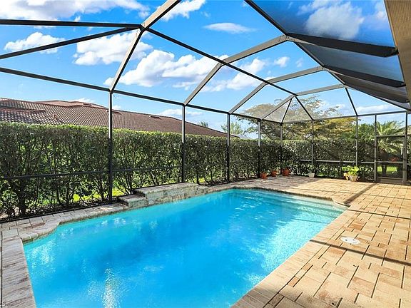 3rd image of 16357 Aberdeen WAY